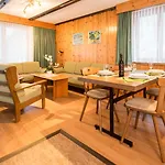 Lejlighed Haus Alba *