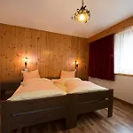 Haus Alba Saas-Almagell